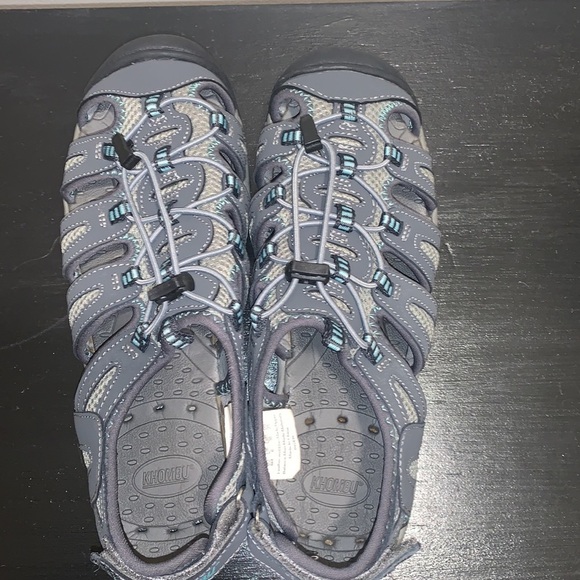 Khombu Crystal Sport Sandals. Size 8 - Picture 4 of 9